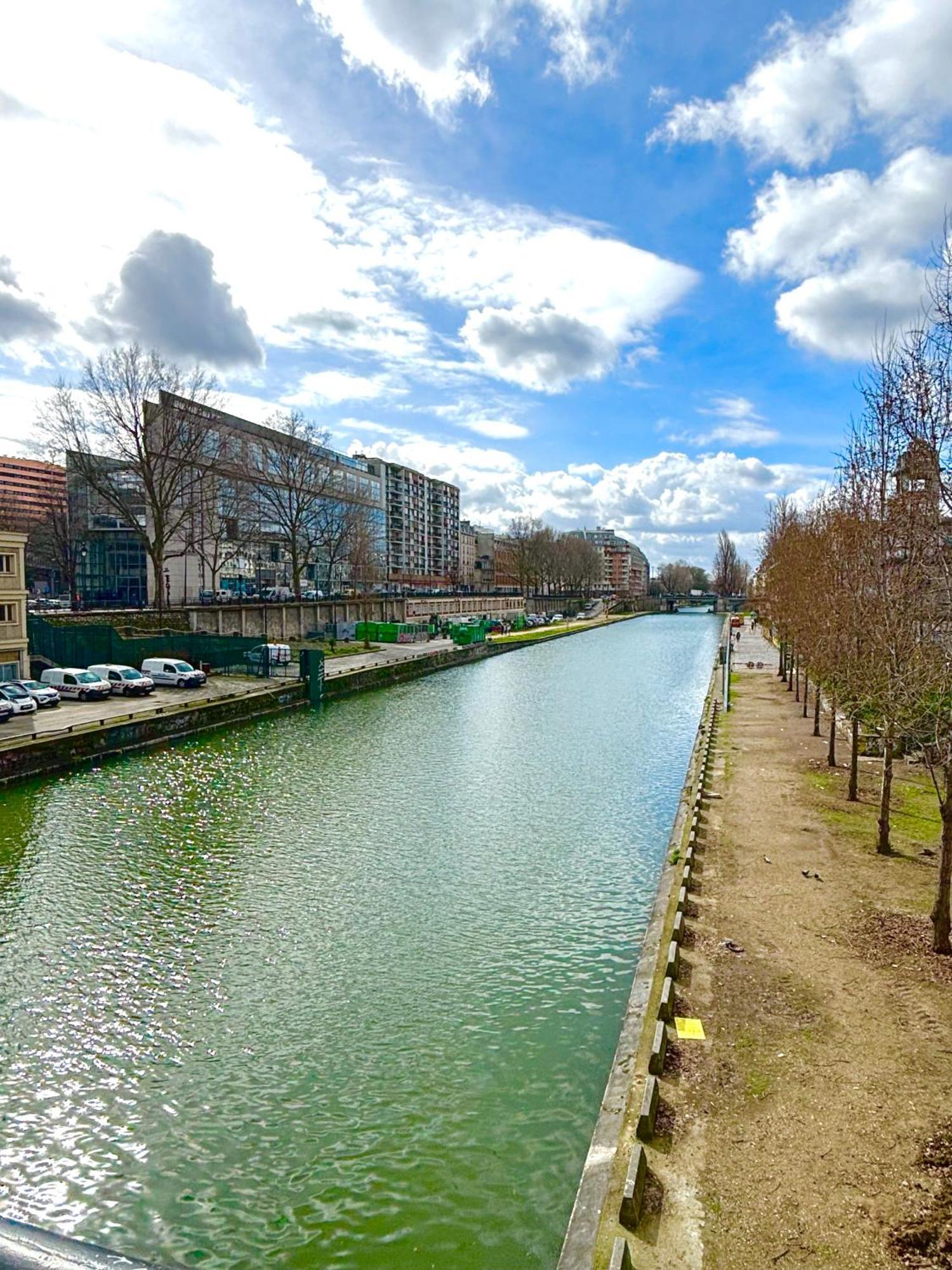 Hostel Peace & Paris